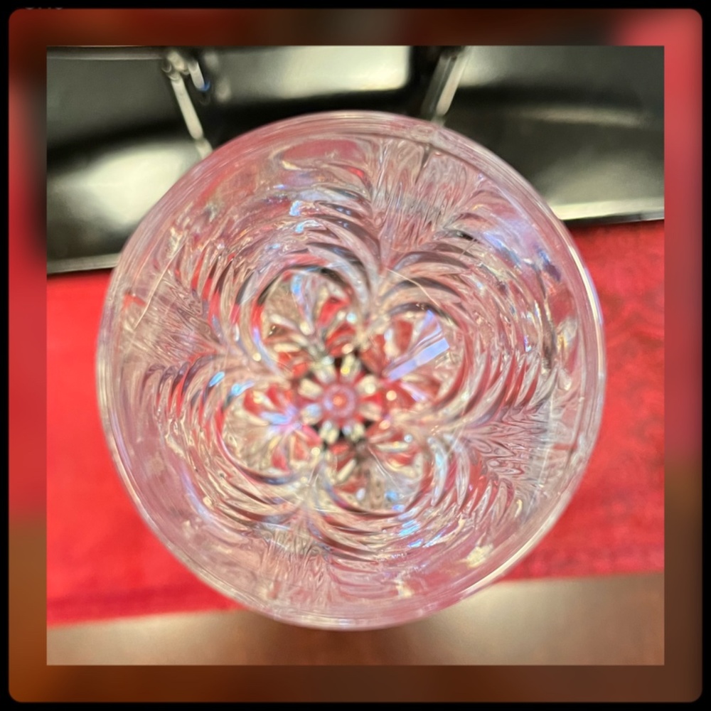 Clear Cut Crystal Champagne Glasses-Set of Five - Picture 4 of 5
